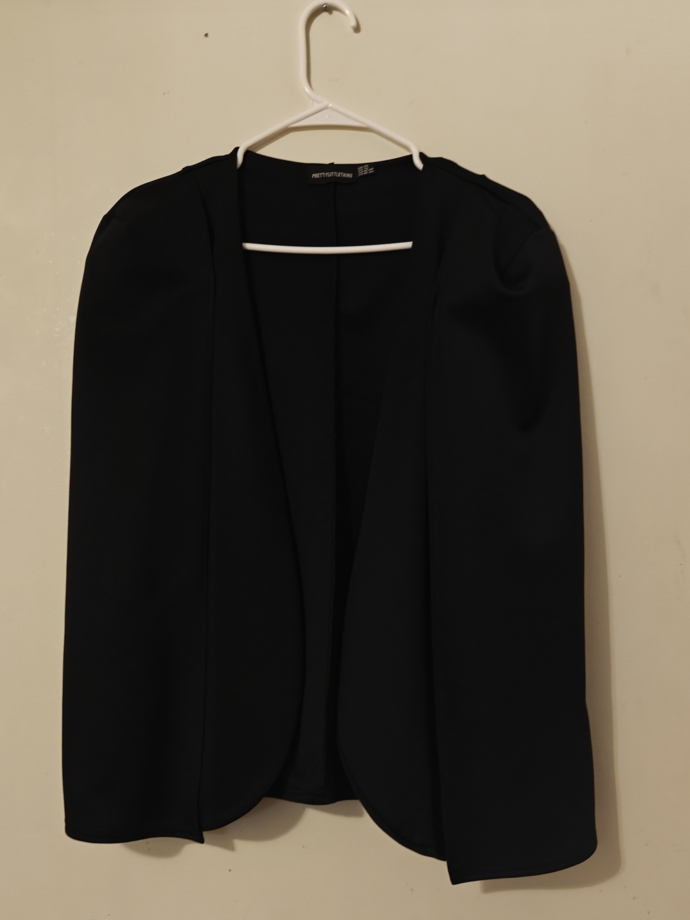PrettyLittleThing Black Cape Blazer Open-Front Puff Shoulder, Black, Size 16